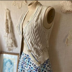 american eagle knit vest